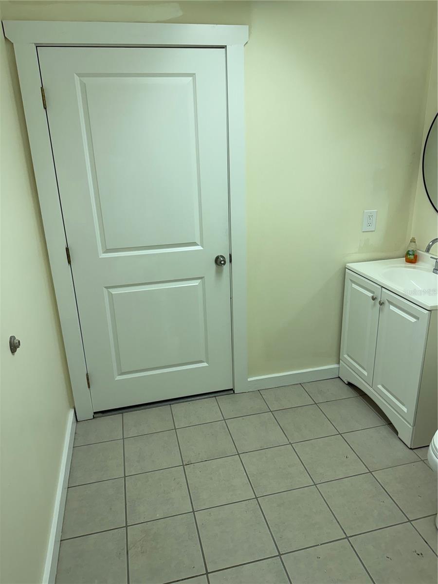 Image 19 of 25 For 108 10th Avenue