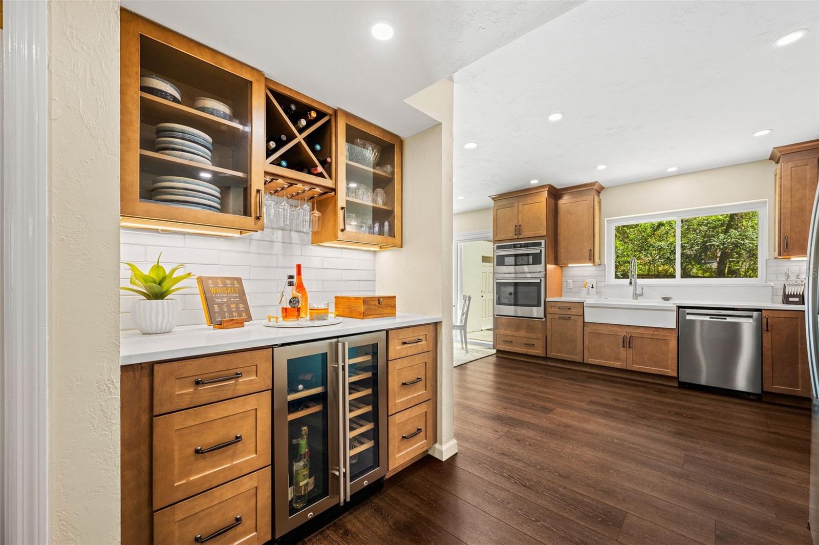 Image 17 of 60 For 8115 1st Place