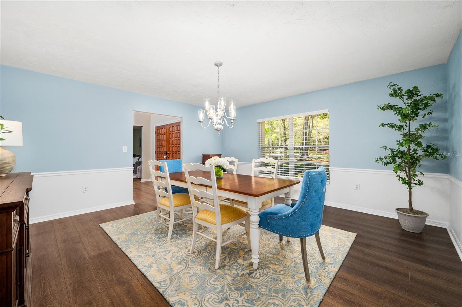 Image 8 of 60 For 8115 1st Place