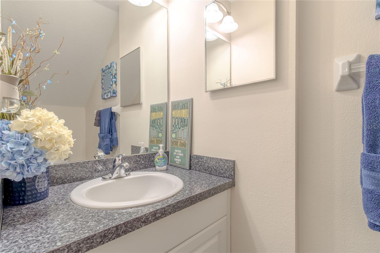 Image 16 of 27 For 2306 42nd Drive 145