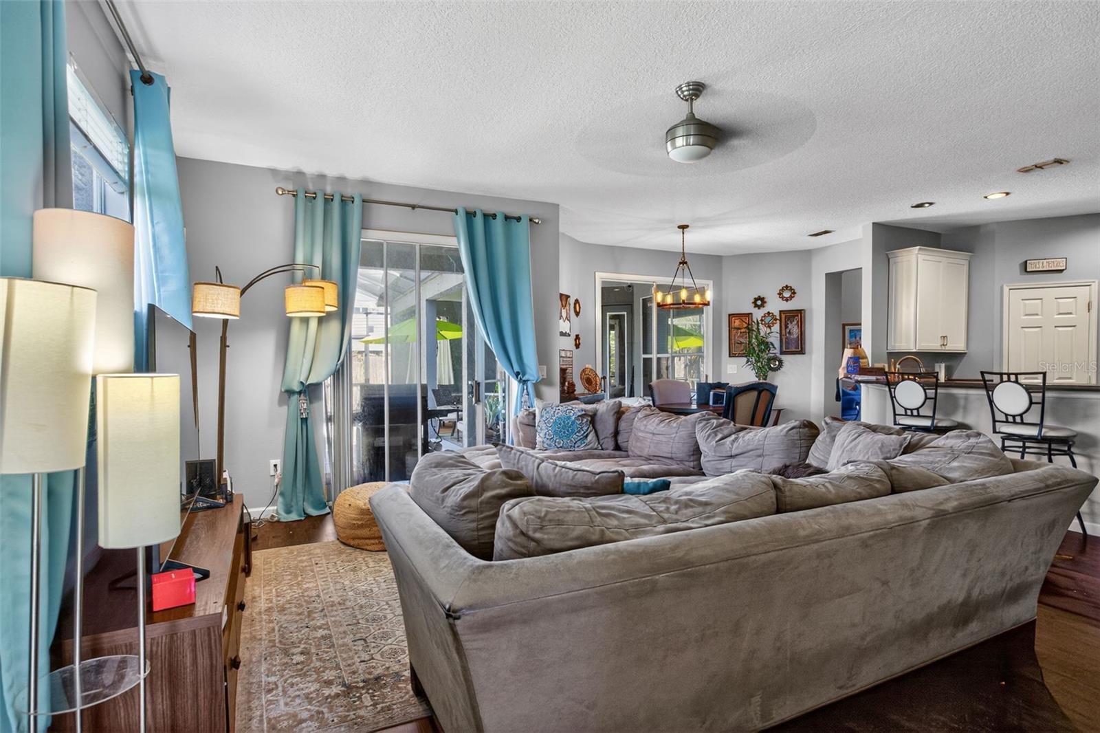 Image 10 of 44 For 1014 Quaker Ridge Court