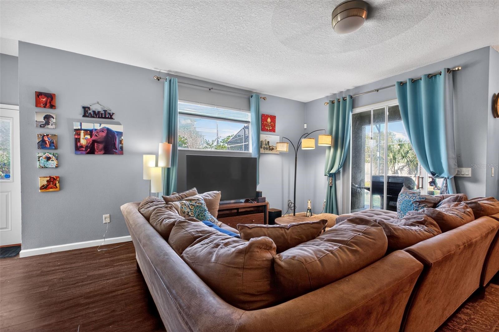 Image 11 of 44 For 1014 Quaker Ridge Court