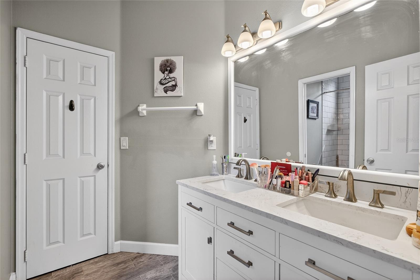 Image 28 of 44 For 1014 Quaker Ridge Court