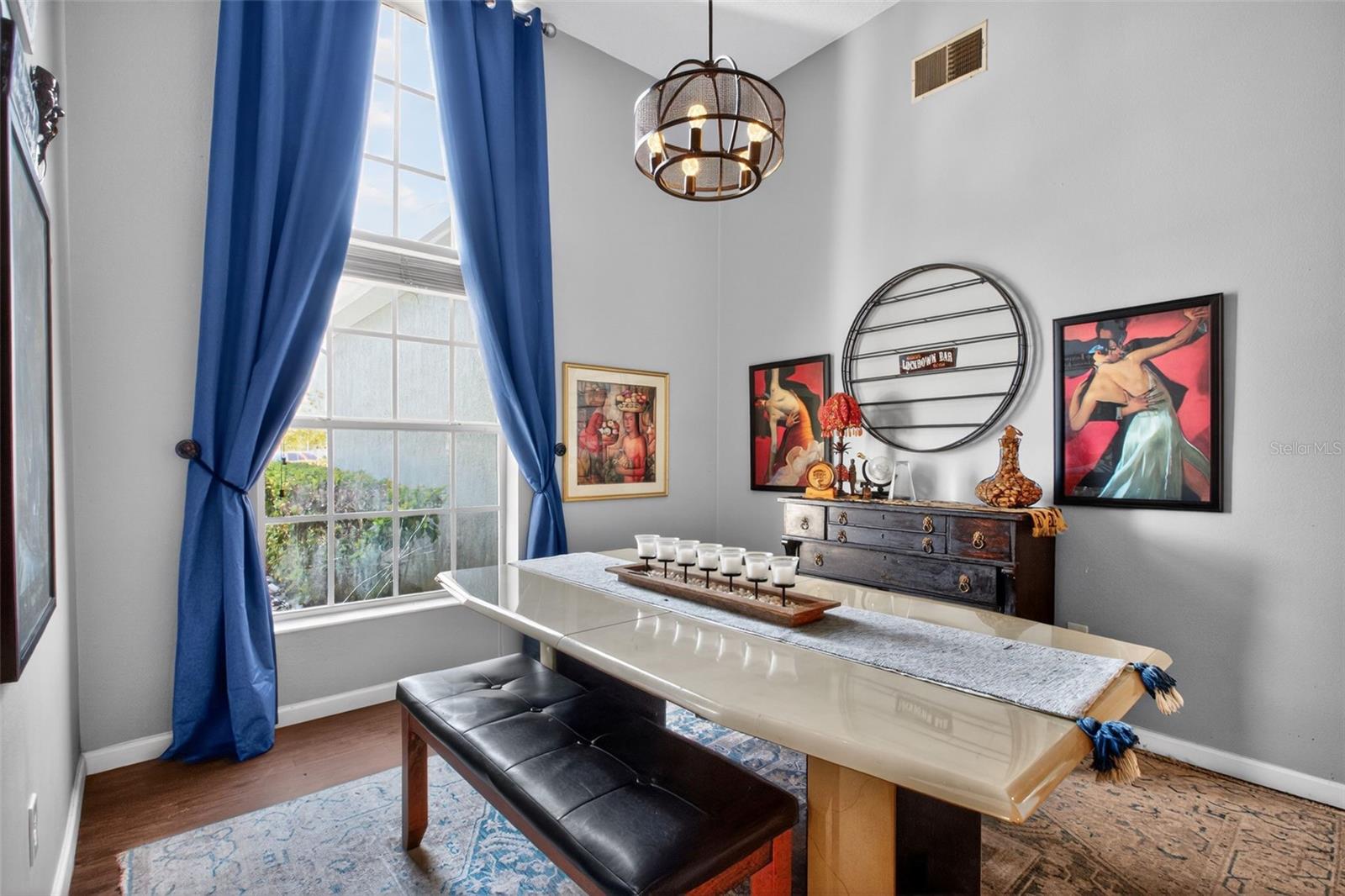 Image 7 of 44 For 1014 Quaker Ridge Court