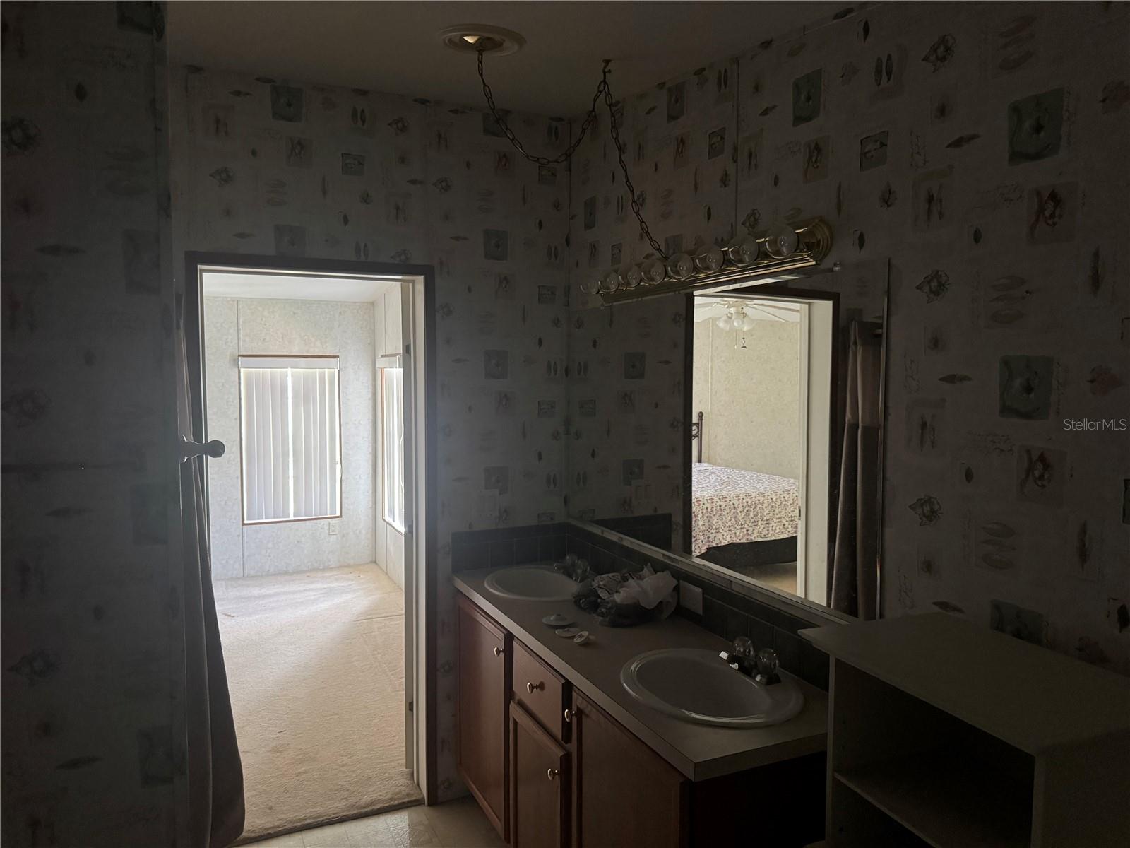 Image 28 of 32 For 14370 150th Avenue