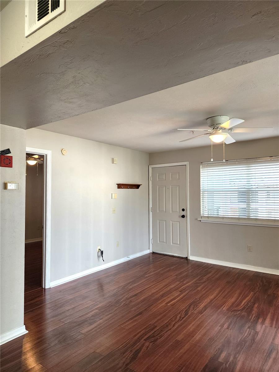 Image 6 of 20 For 2360 Archer Road Sw 205