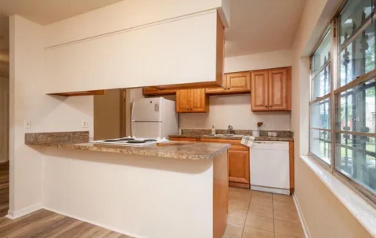 Image 5 of 13 For 2907 19th Street