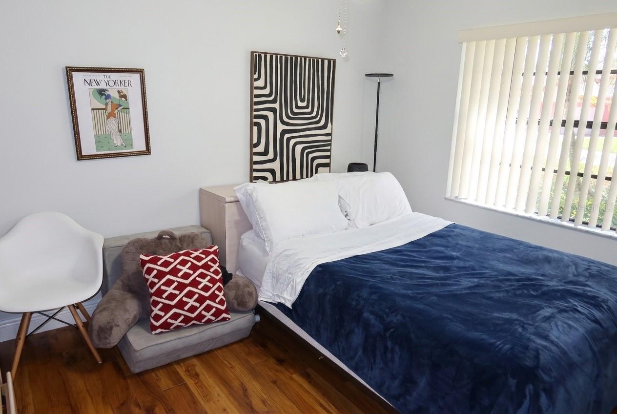 Image 11 of 34 For 7604 Lexington Club Boulevard B