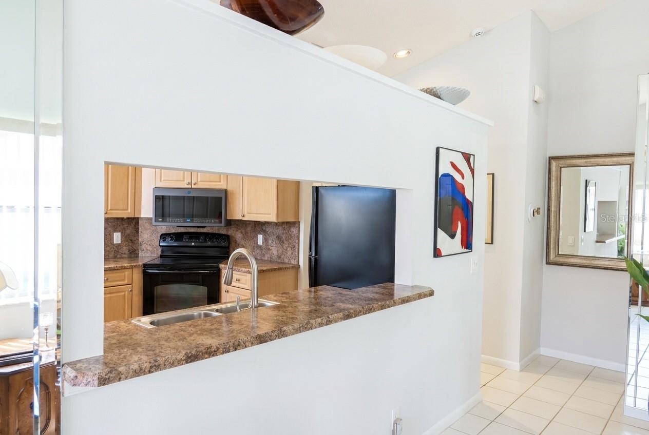 Image 4 of 34 For 7604 Lexington Club Boulevard B