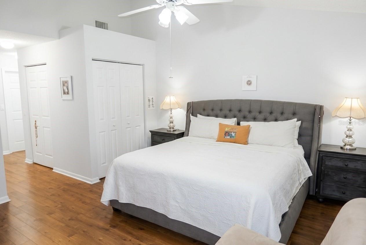 Image 8 of 34 For 7604 Lexington Club Boulevard B