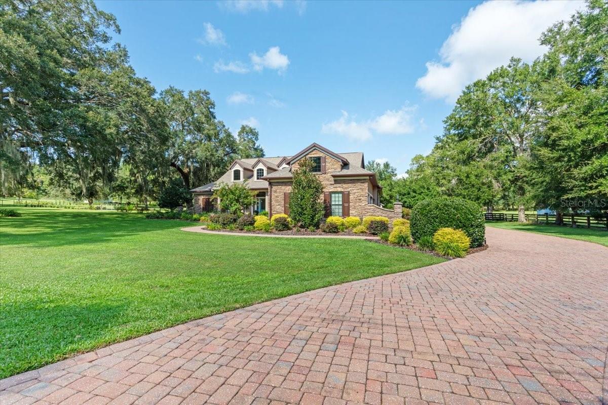 Image 3 of 66 For 11322 129th Terrace