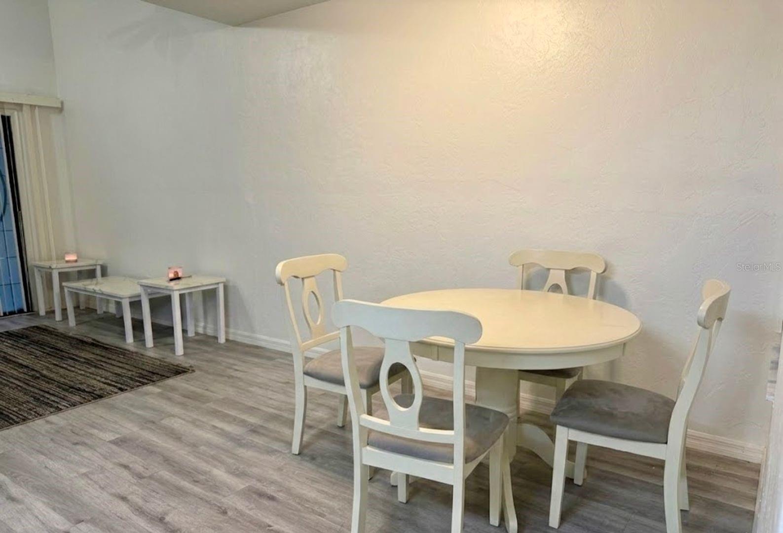 Image 3 of 14 For 7200 8th Avenue Q108