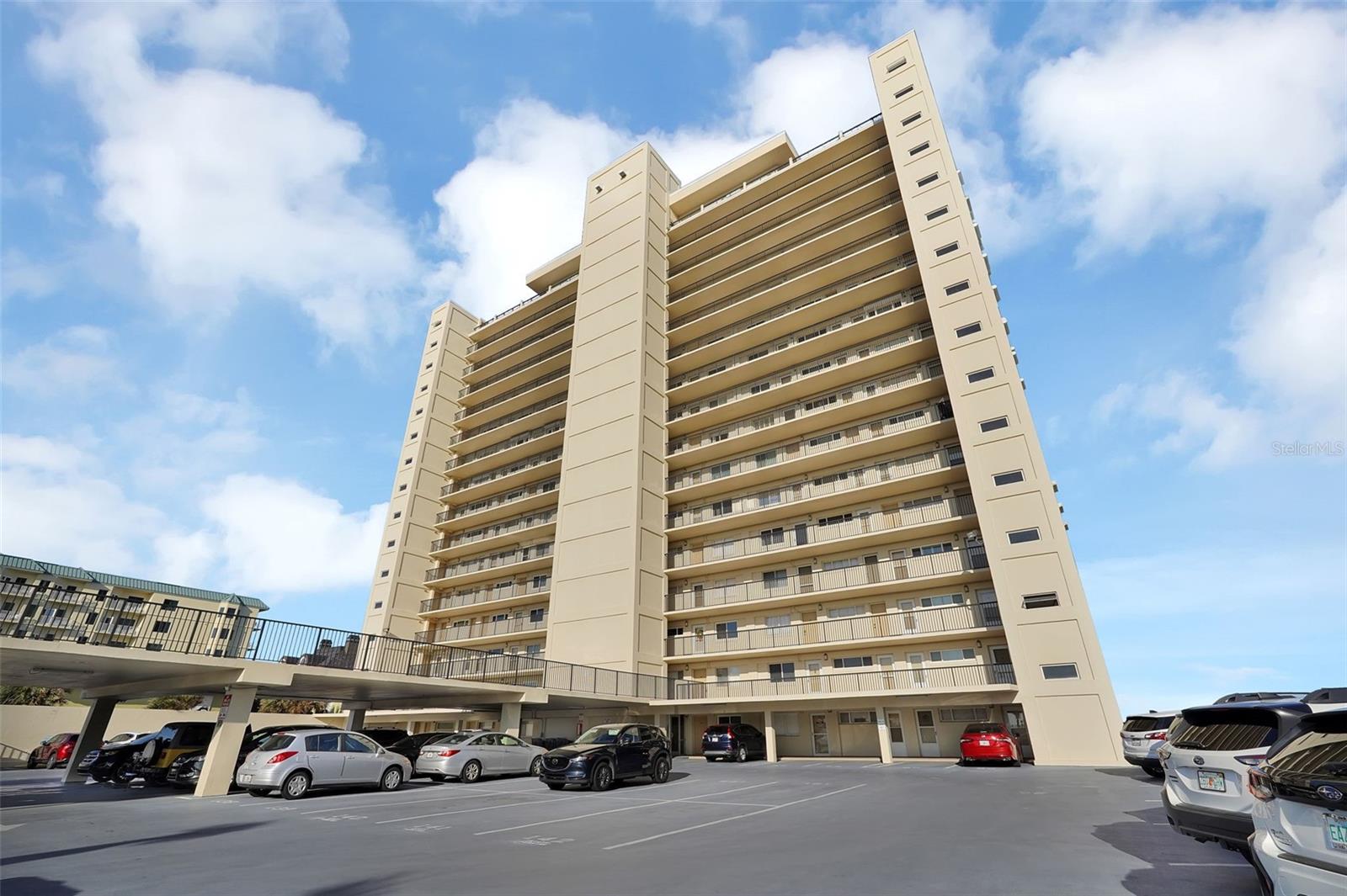 Image 46 of 50 For 89 Atlantic Avenue 204