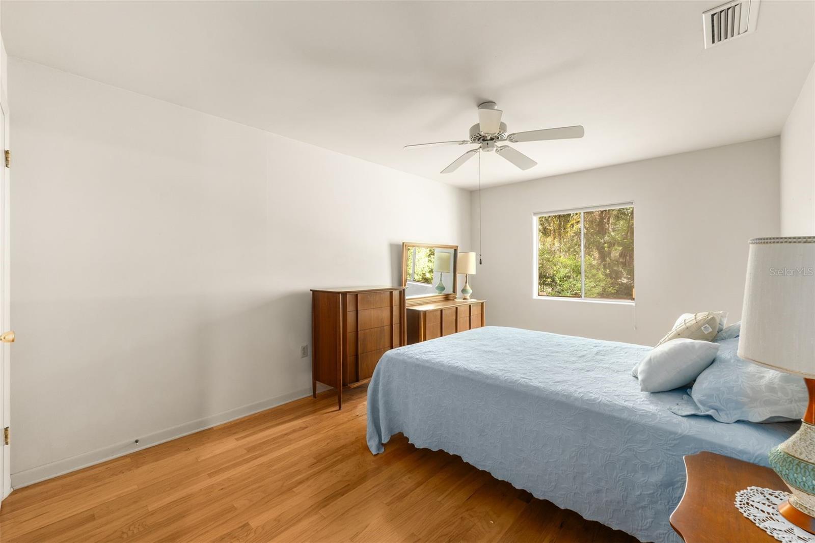 Image 24 of 50 For 630 26th Place