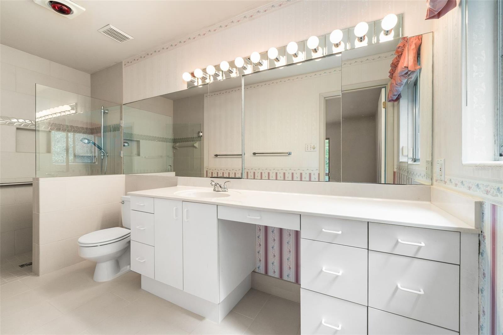 Image 26 of 50 For 630 26th Place