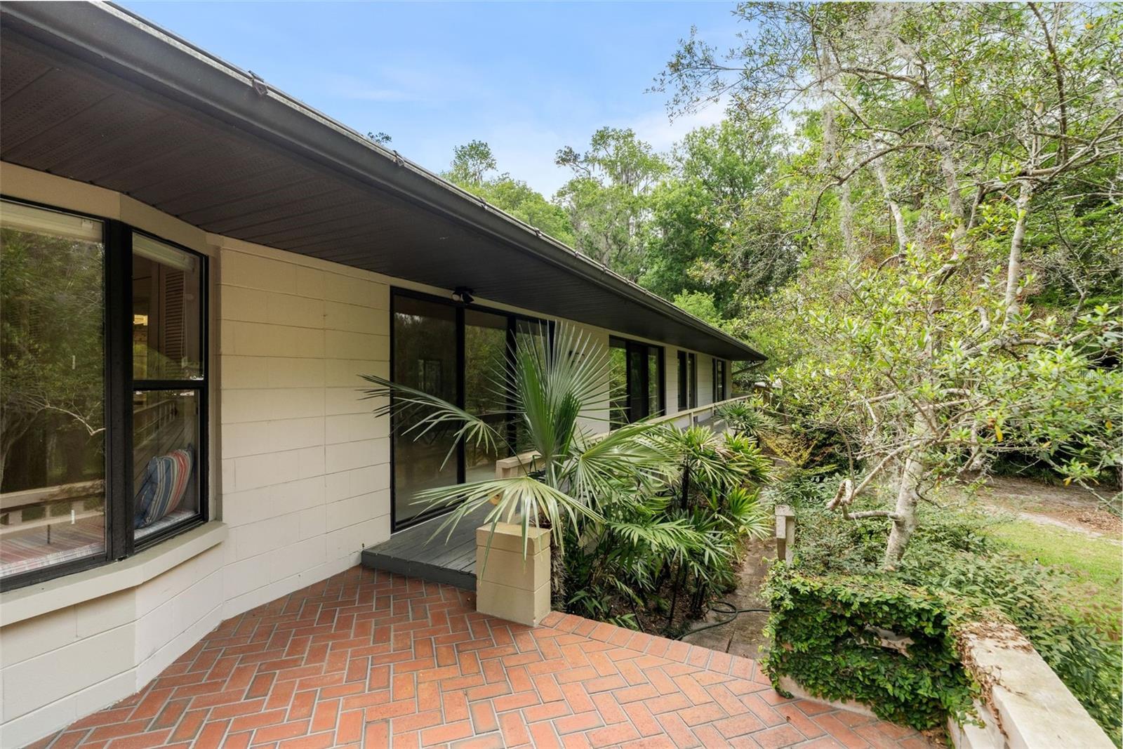 Image 33 of 50 For 630 26th Place