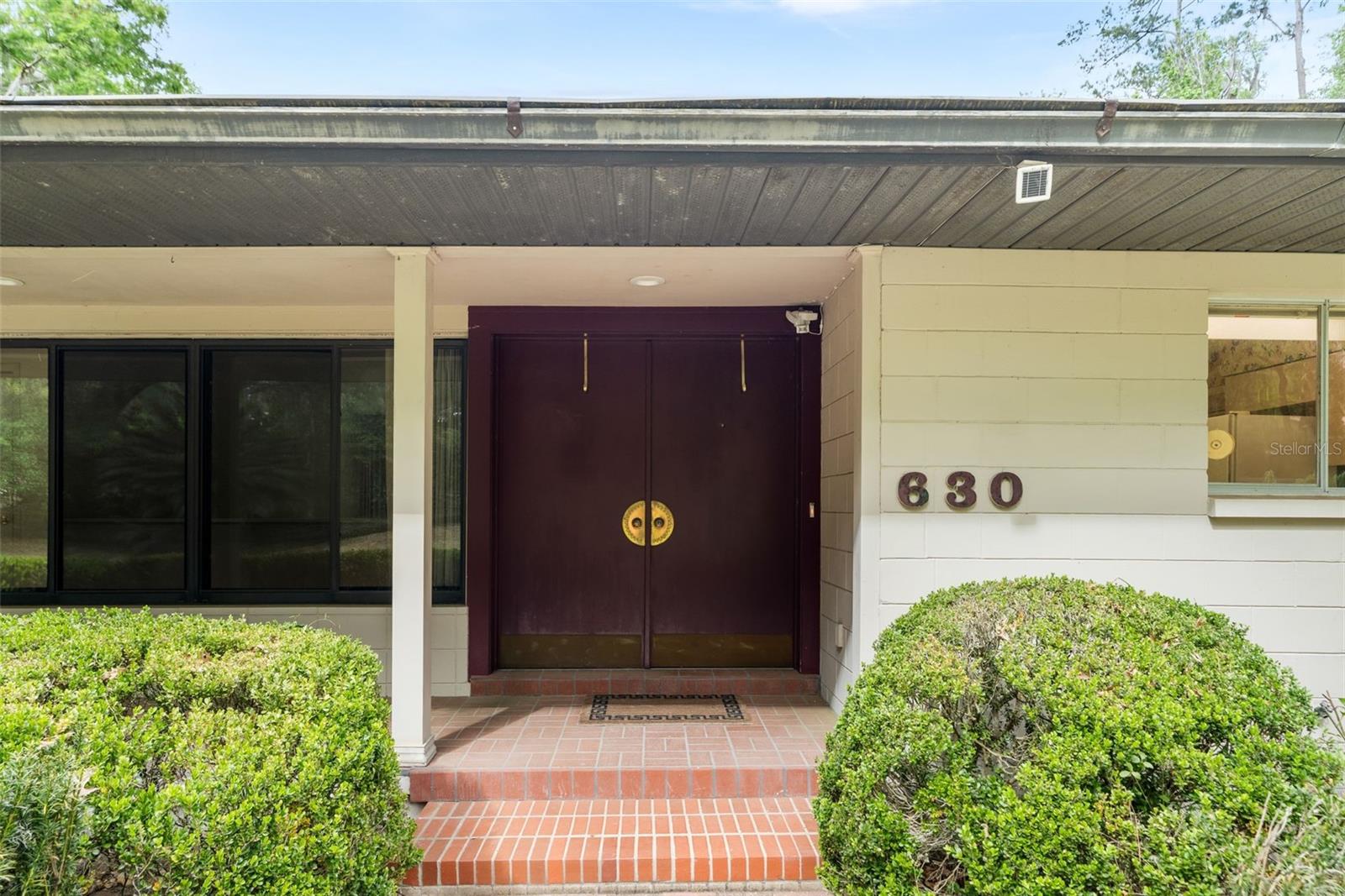 Image 4 of 50 For 630 26th Place