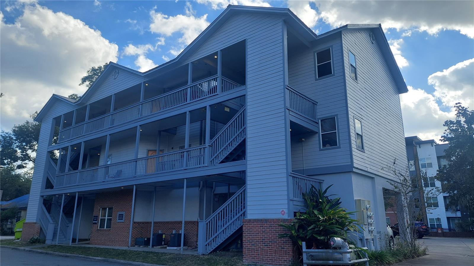 Image 4 of 6 For 1624 2nd Avenue