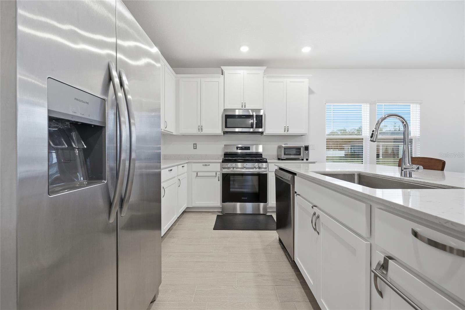 Image 13 of 33 For 511 4th Terrace