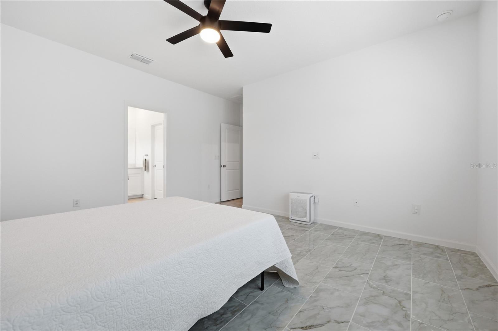 Image 20 of 33 For 511 4th Terrace