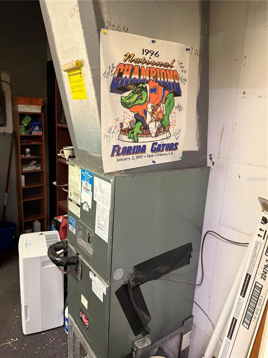 Image 22 of 26 For 927 13th Street