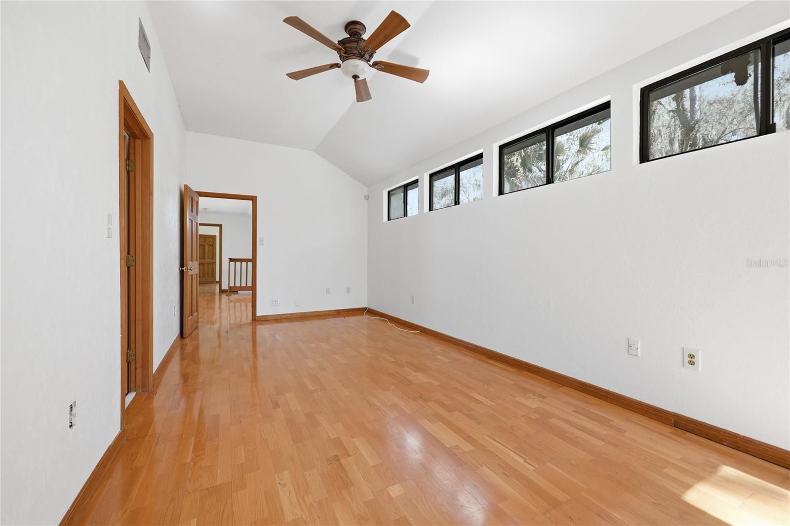 Image 57 of 73 For 11922 16th Street