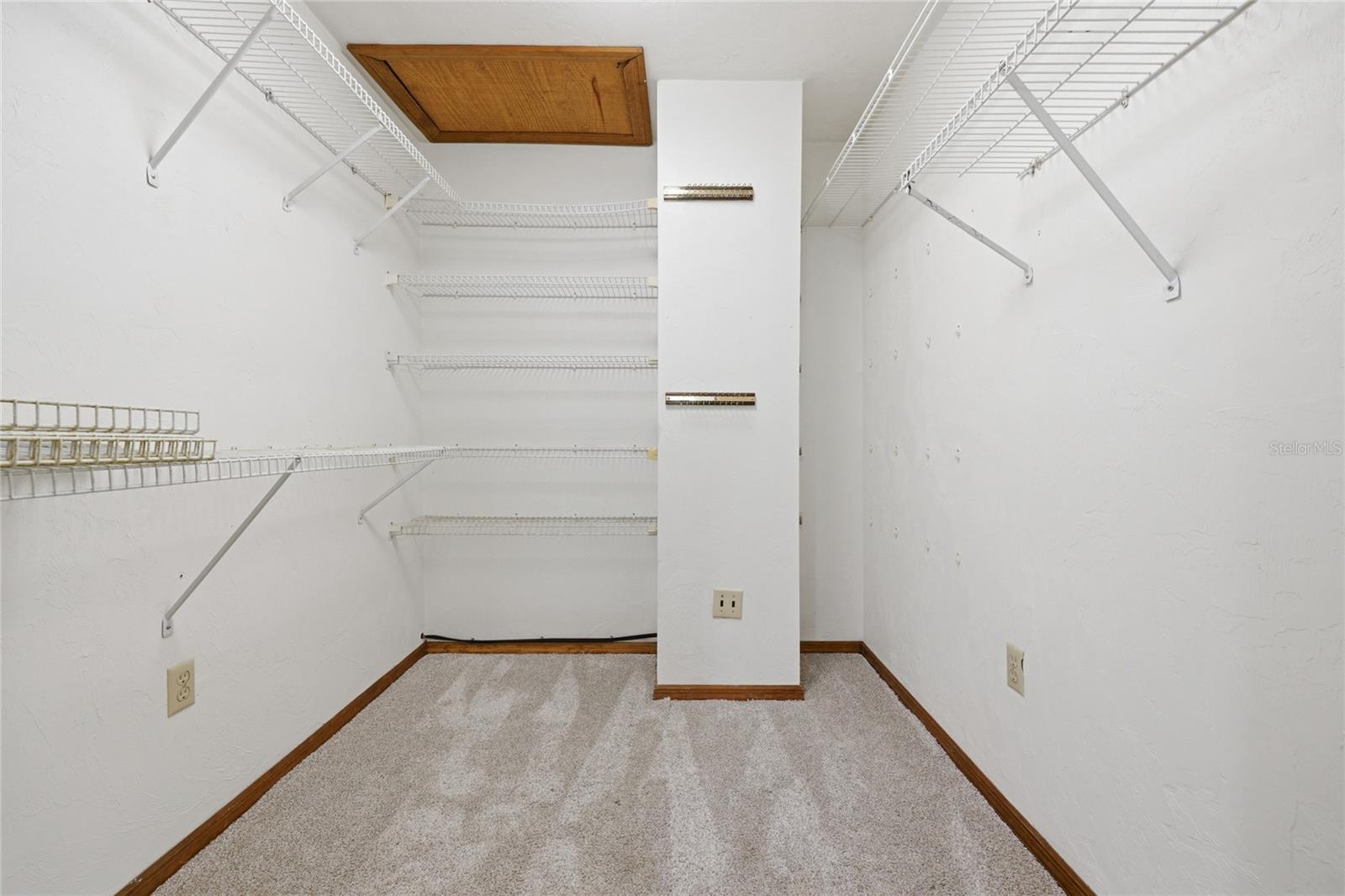 Image 58 of 73 For 11922 16th Street