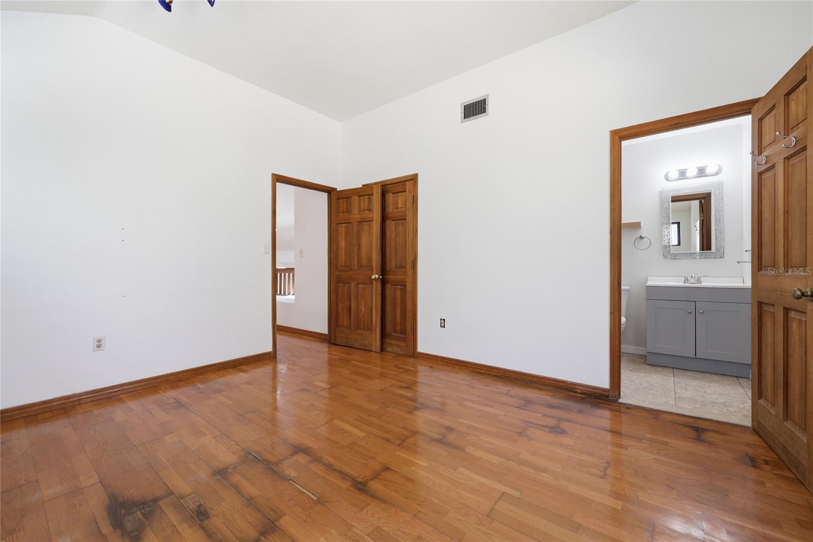 Image 63 of 73 For 11922 16th Street