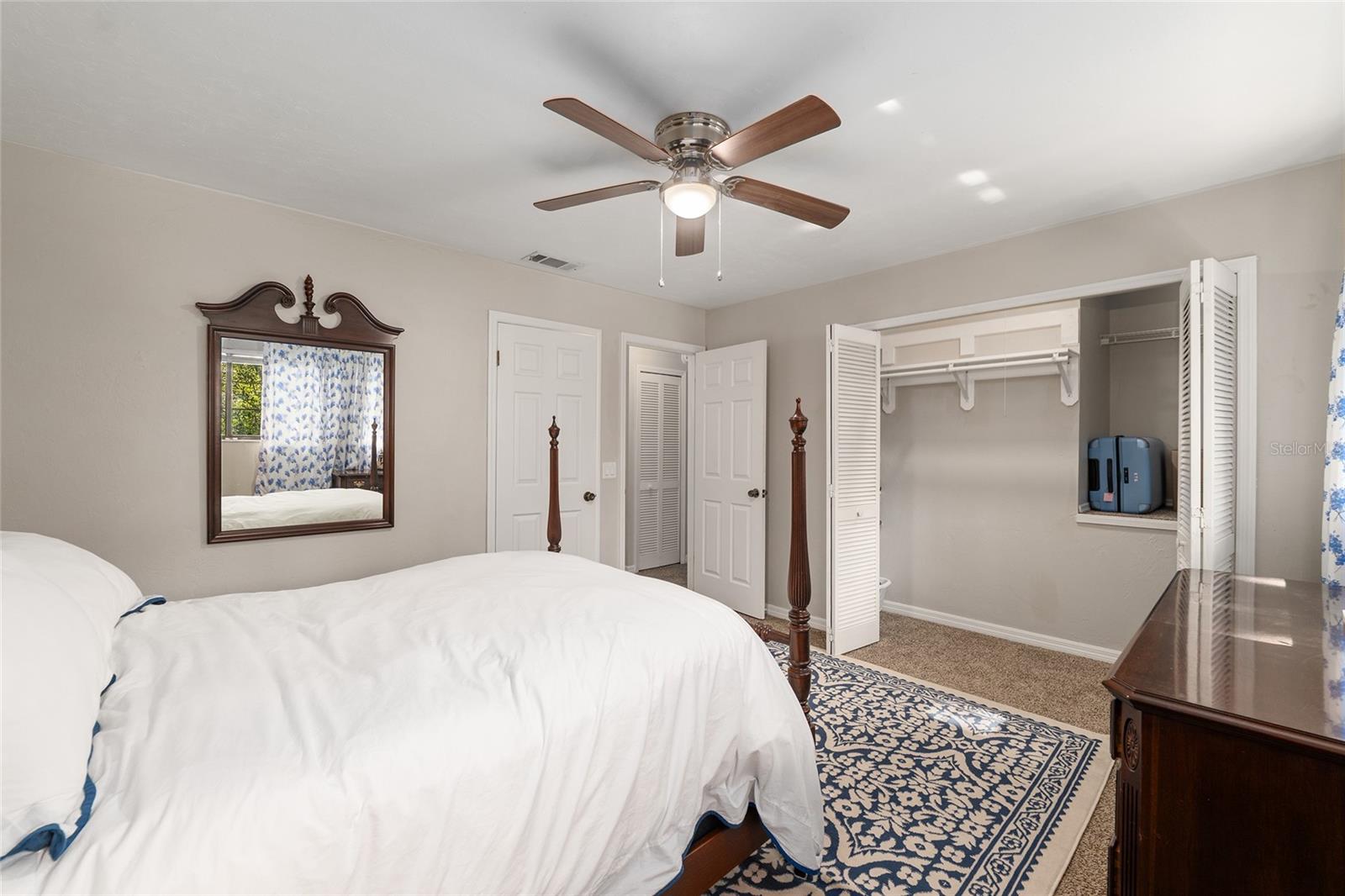 Image 24 of 53 For 900 62nd Boulevard D24