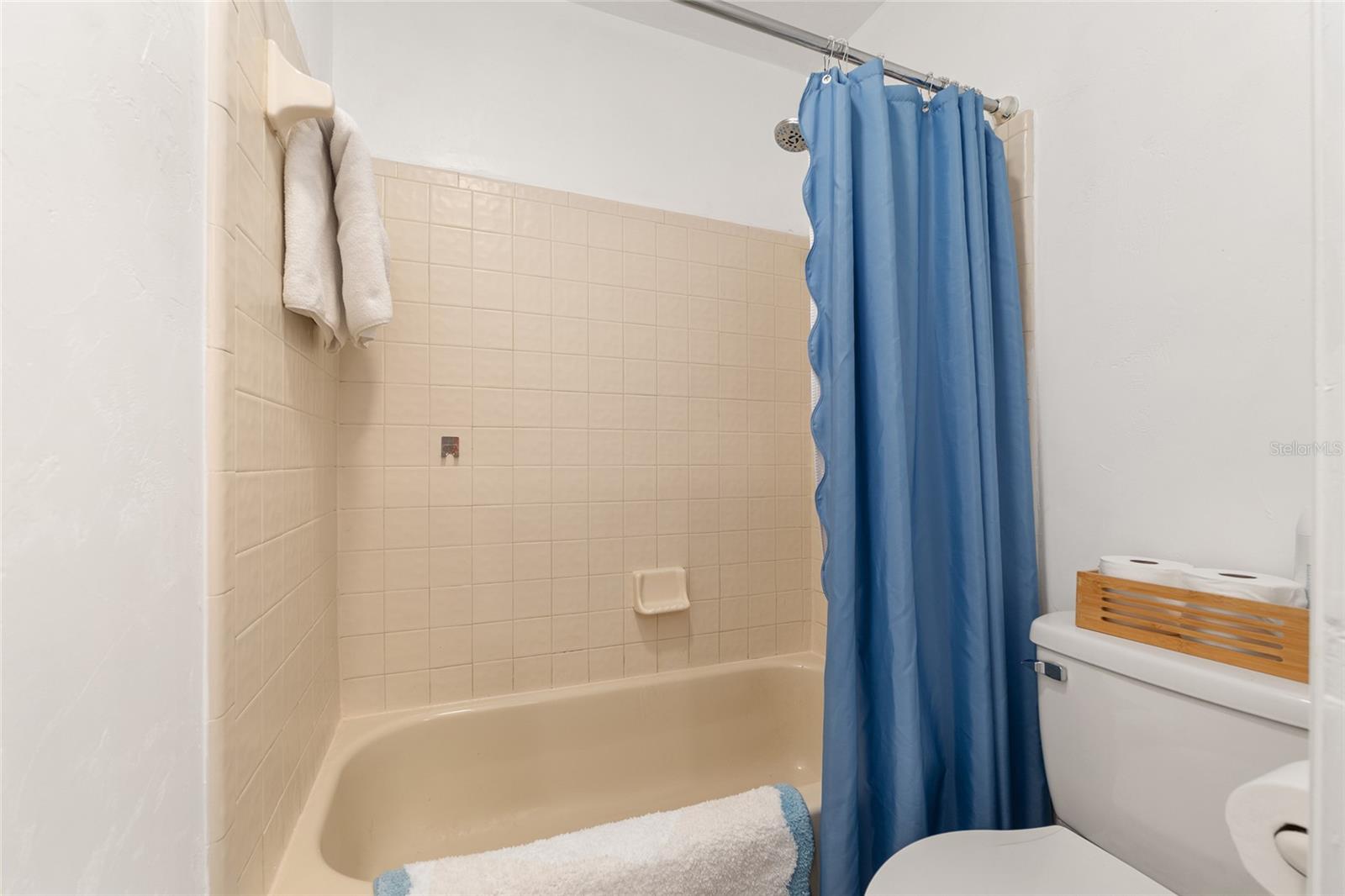 Image 27 of 53 For 900 62nd Boulevard D24