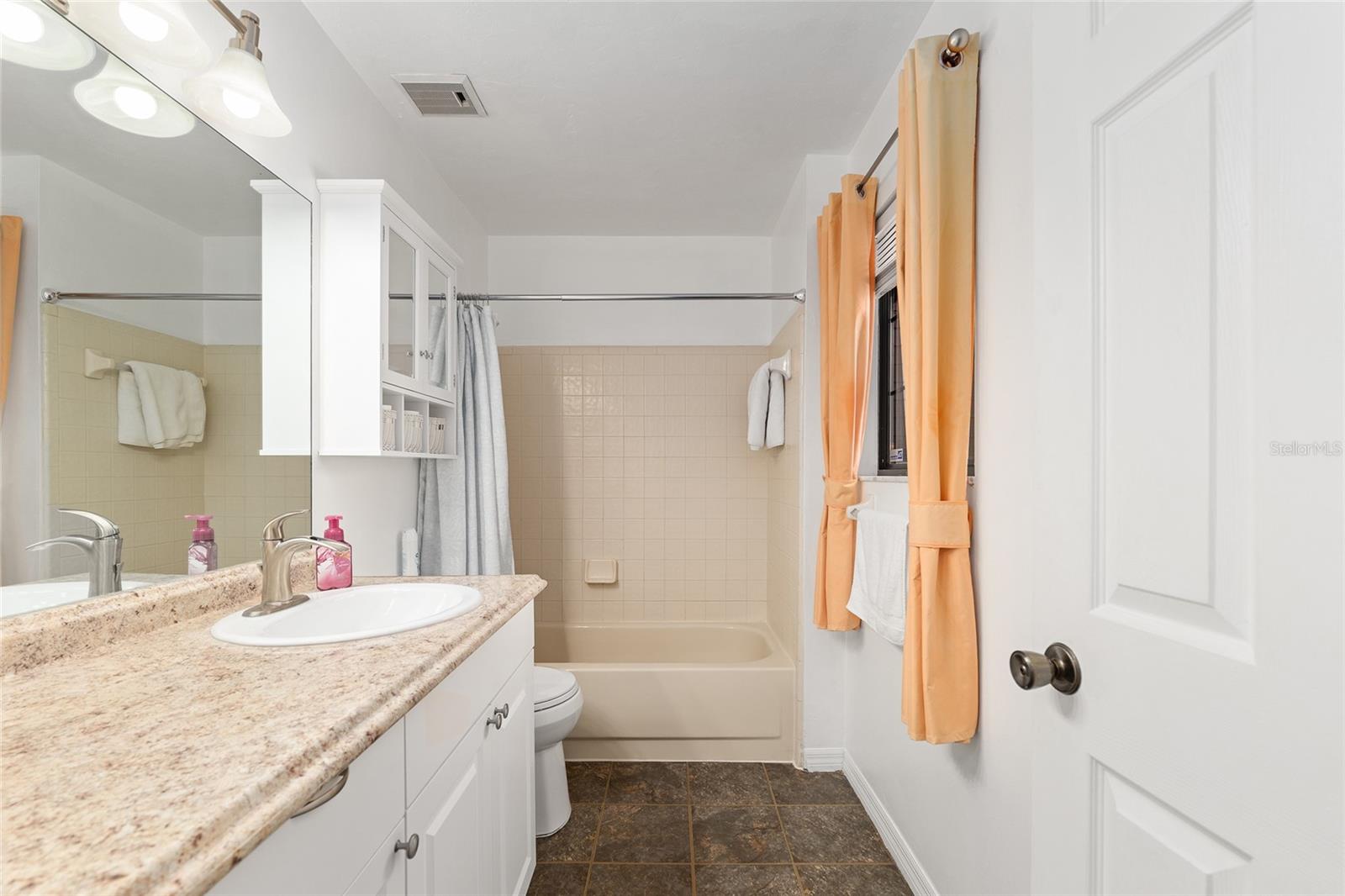 Image 33 of 53 For 900 62nd Boulevard D24