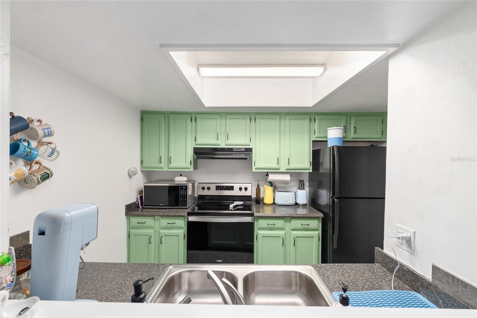 Image 4 of 53 For 900 62nd Boulevard D24