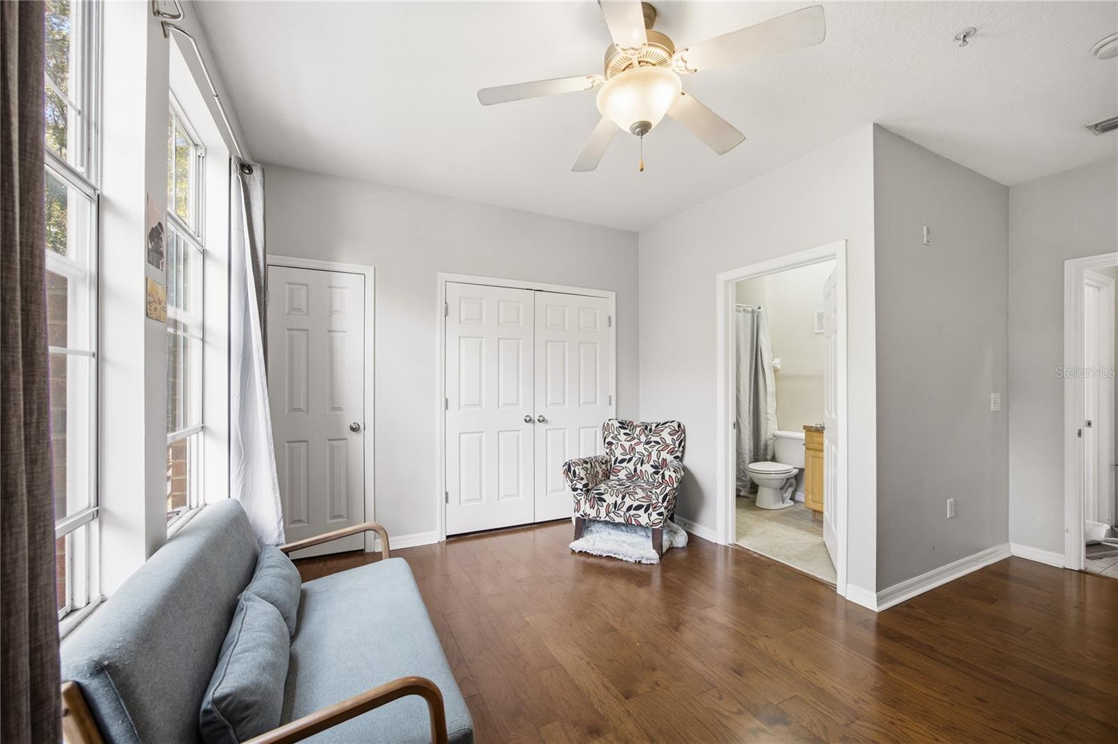 Image 15 of 25 For 1245 9th Road 202