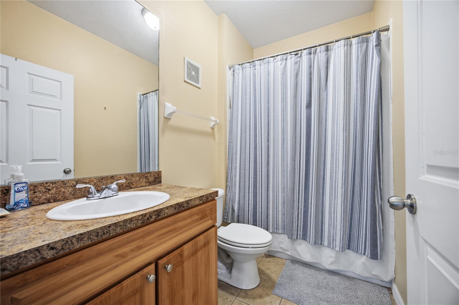 Image 20 of 25 For 1245 9th Road 202