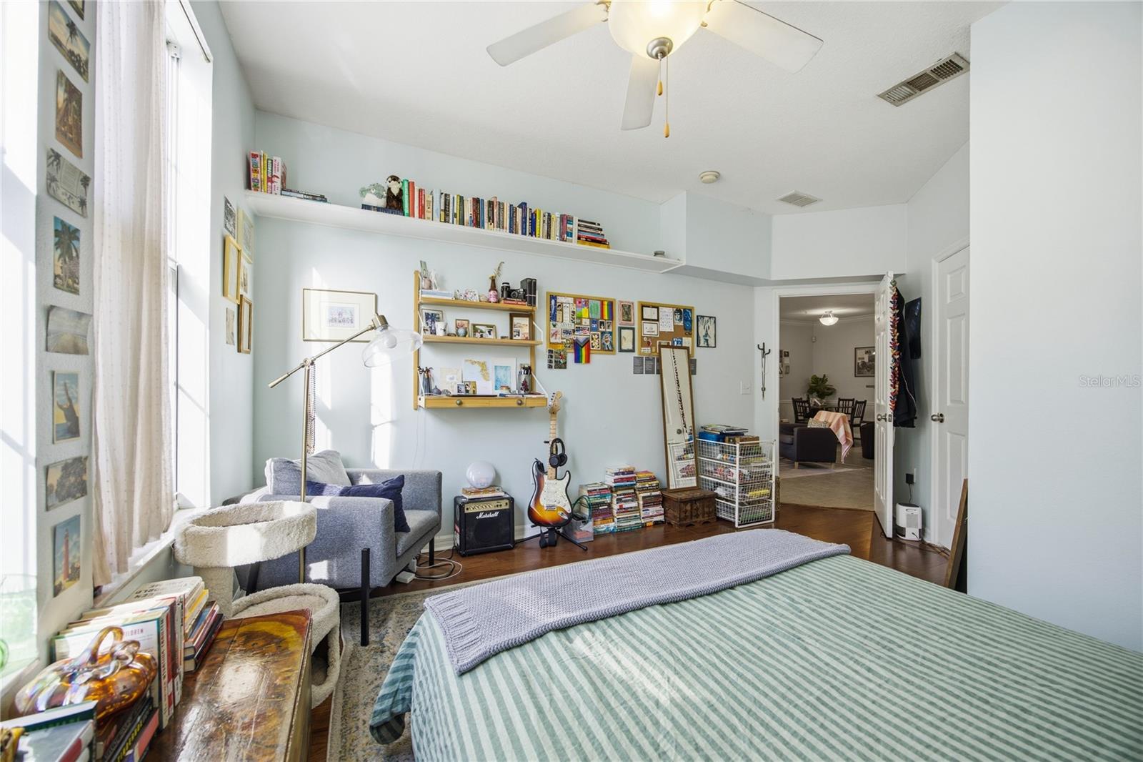 Image 22 of 25 For 1245 9th Road 202