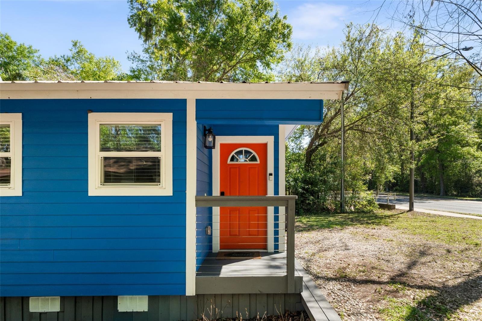 Image 3 of 34 For 2256 University Avenue