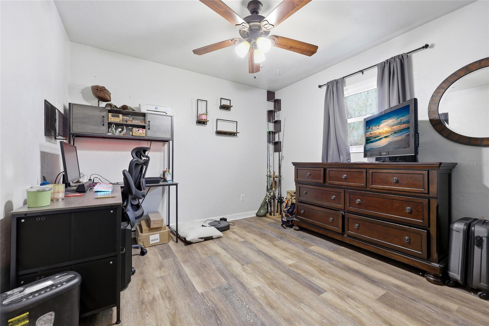 Image 13 of 24 For 10908 60th Terrace