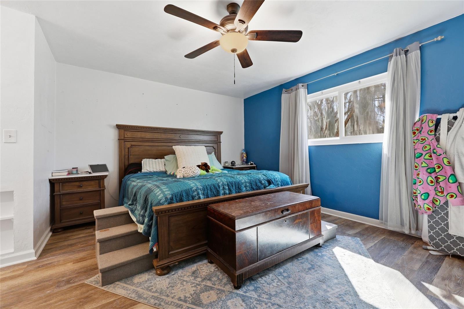 Image 9 of 24 For 10908 60th Terrace