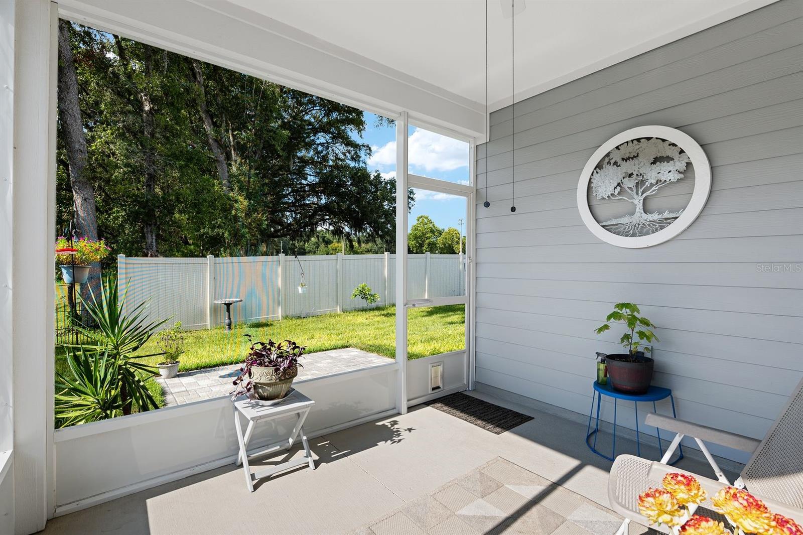 Image 11 of 12 For 24608 7th Lane