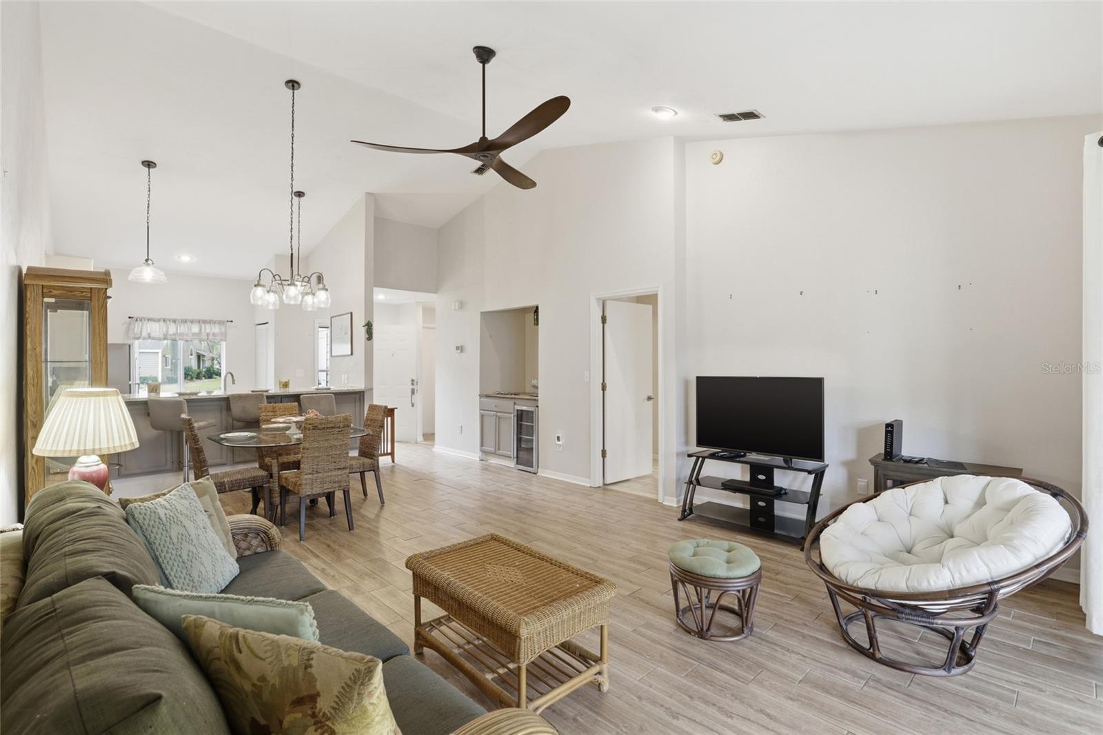 Image 13 of 33 For 826 125th Drive