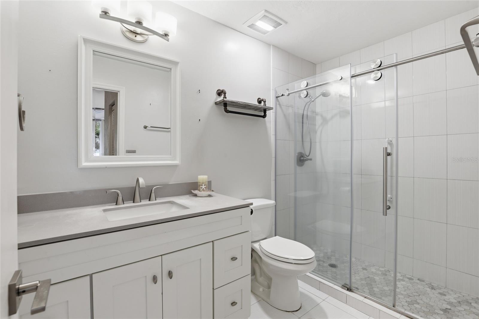 Image 21 of 33 For 826 125th Drive