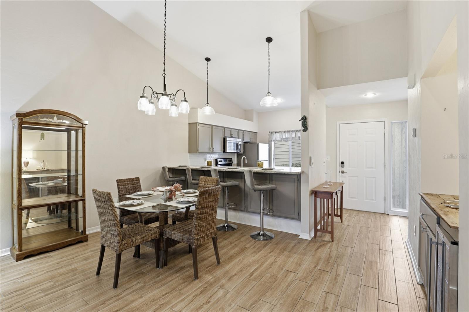 Image 6 of 33 For 826 125th Drive
