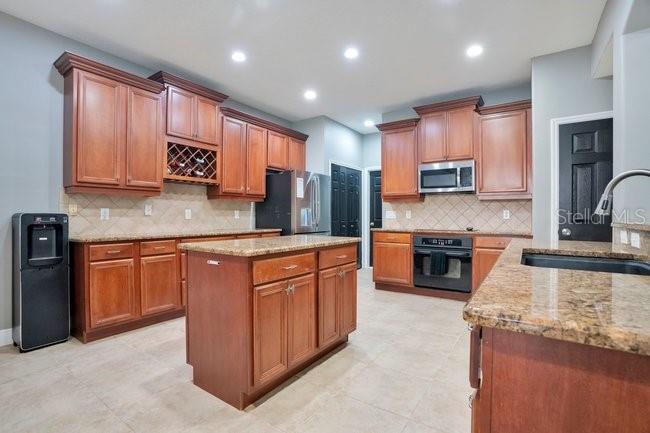 Image 17 of 66 For 2551 Wyndam Bay Place