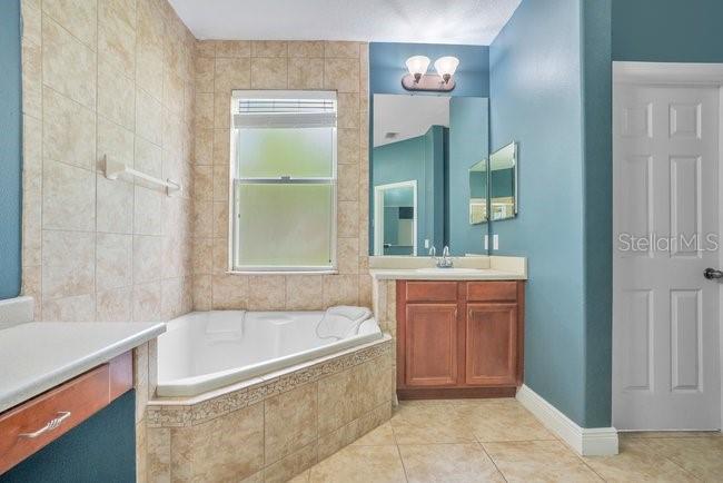 Image 31 of 66 For 2551 Wyndam Bay Place