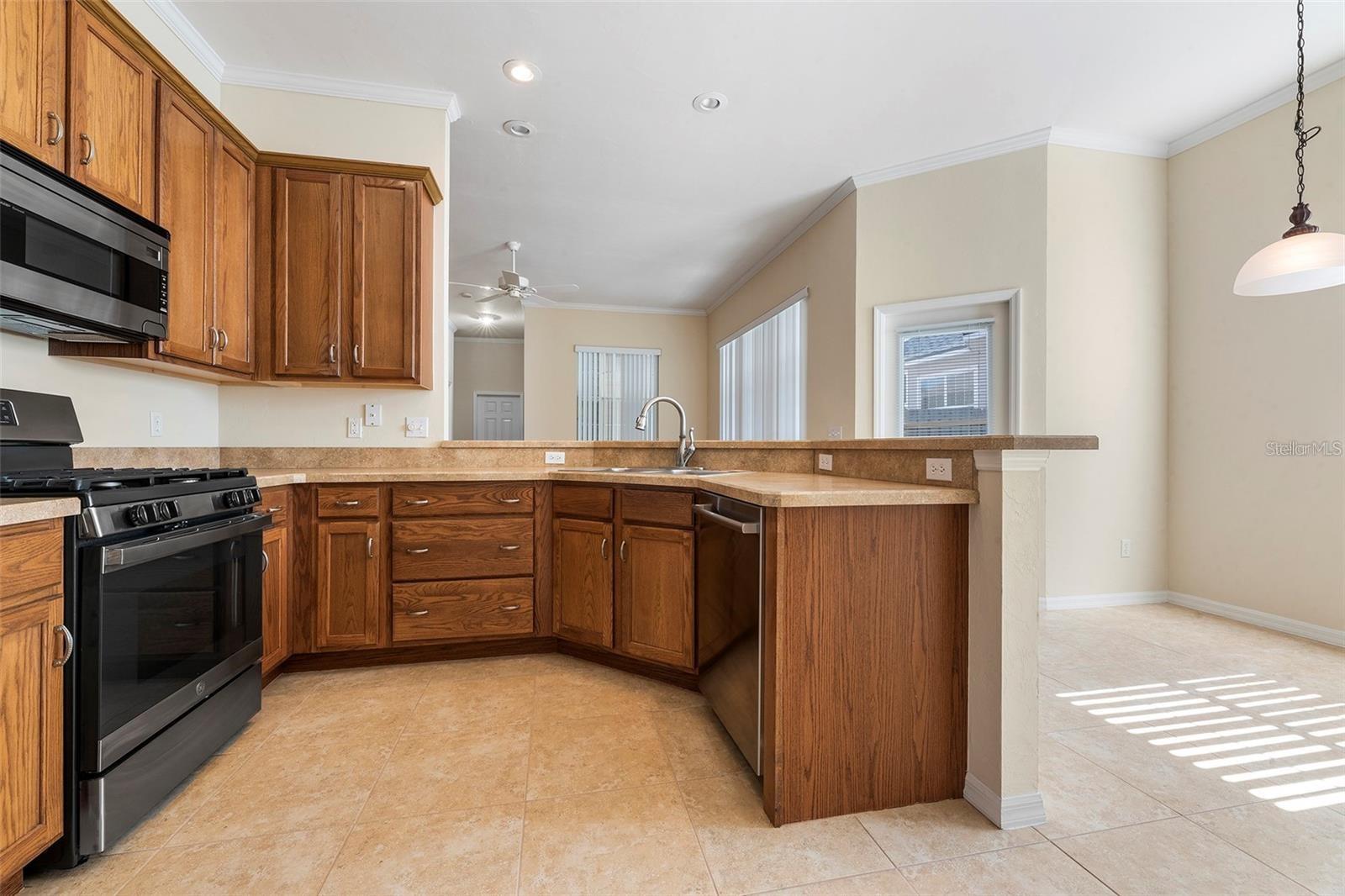 Image 12 of 29 For 8668 77th Avenue