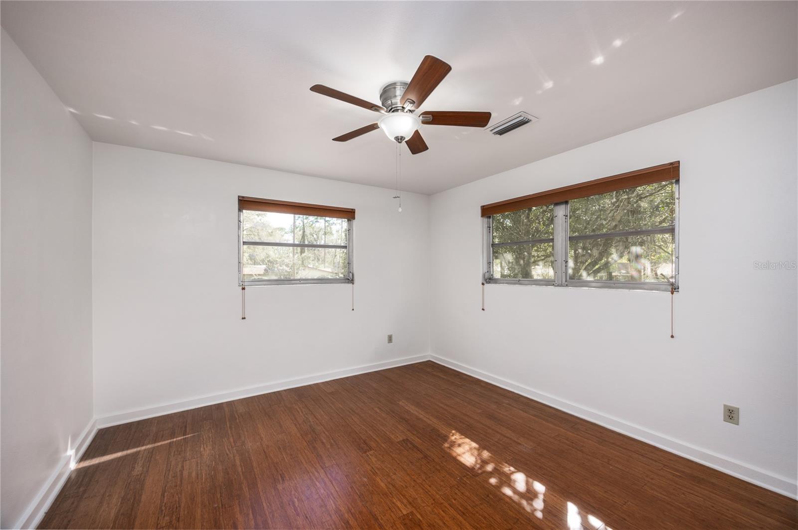 Image 43 of 44 For 1421 30th Street