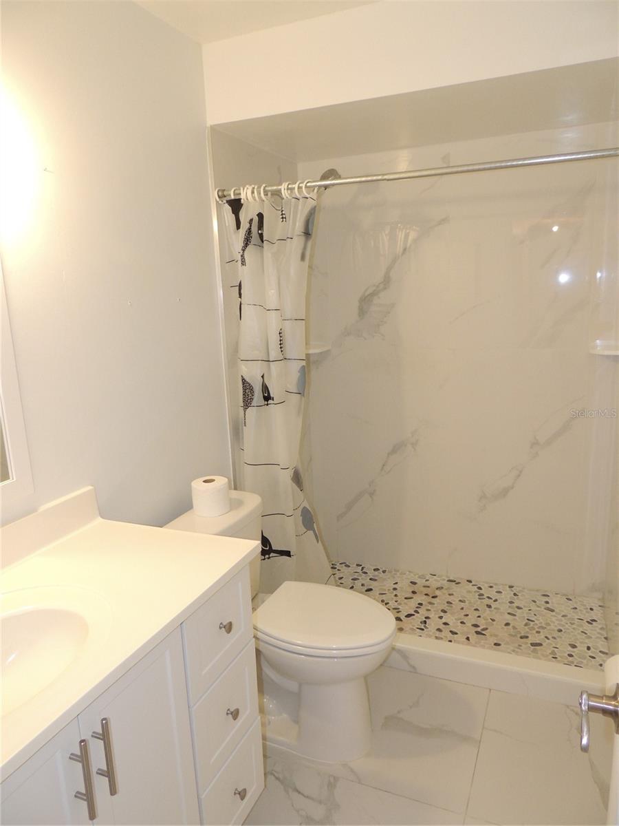 Image 13 of 25 For 2920 54th Avenue