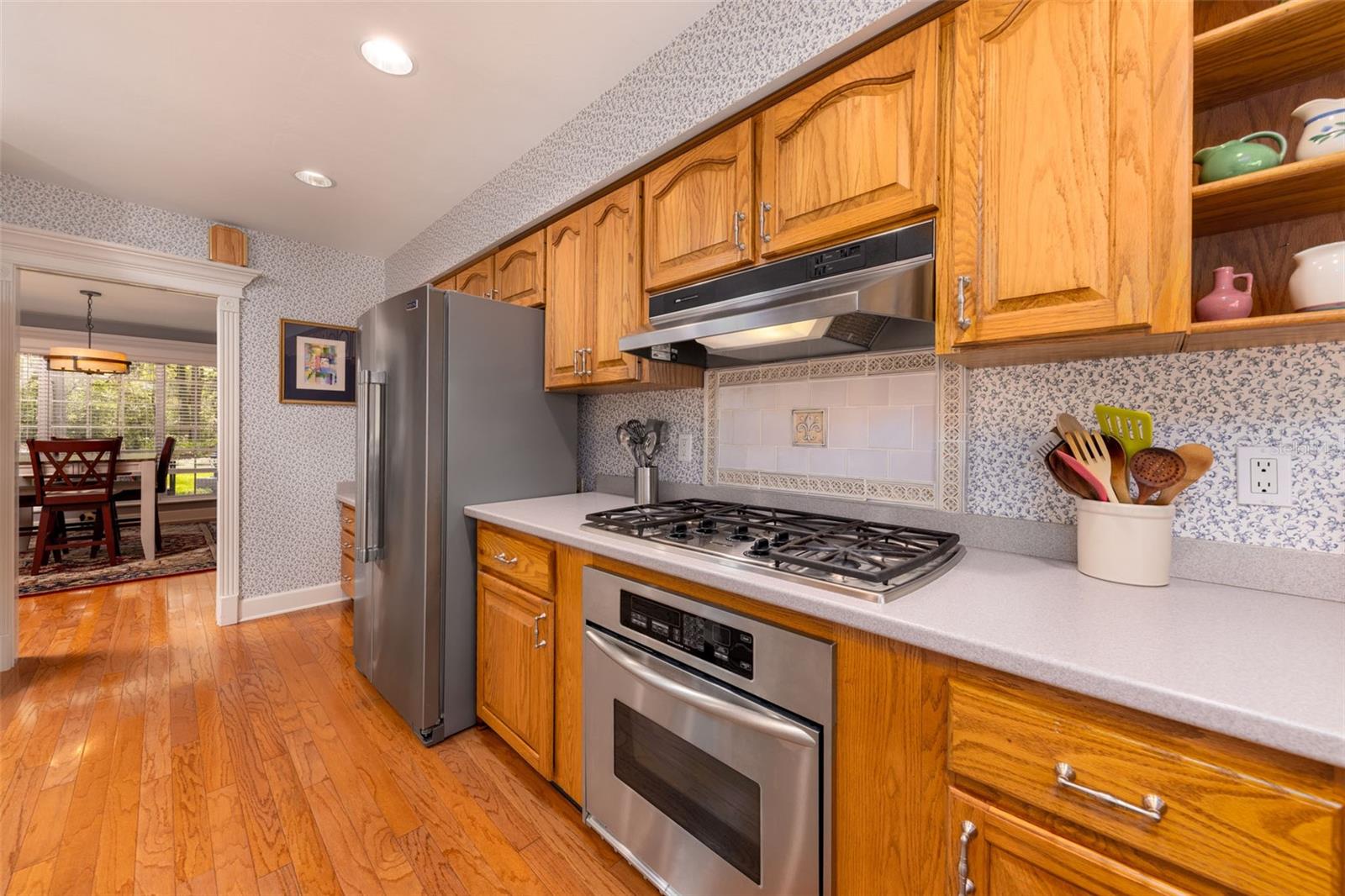 Image 16 of 48 For 3930 32nd Place