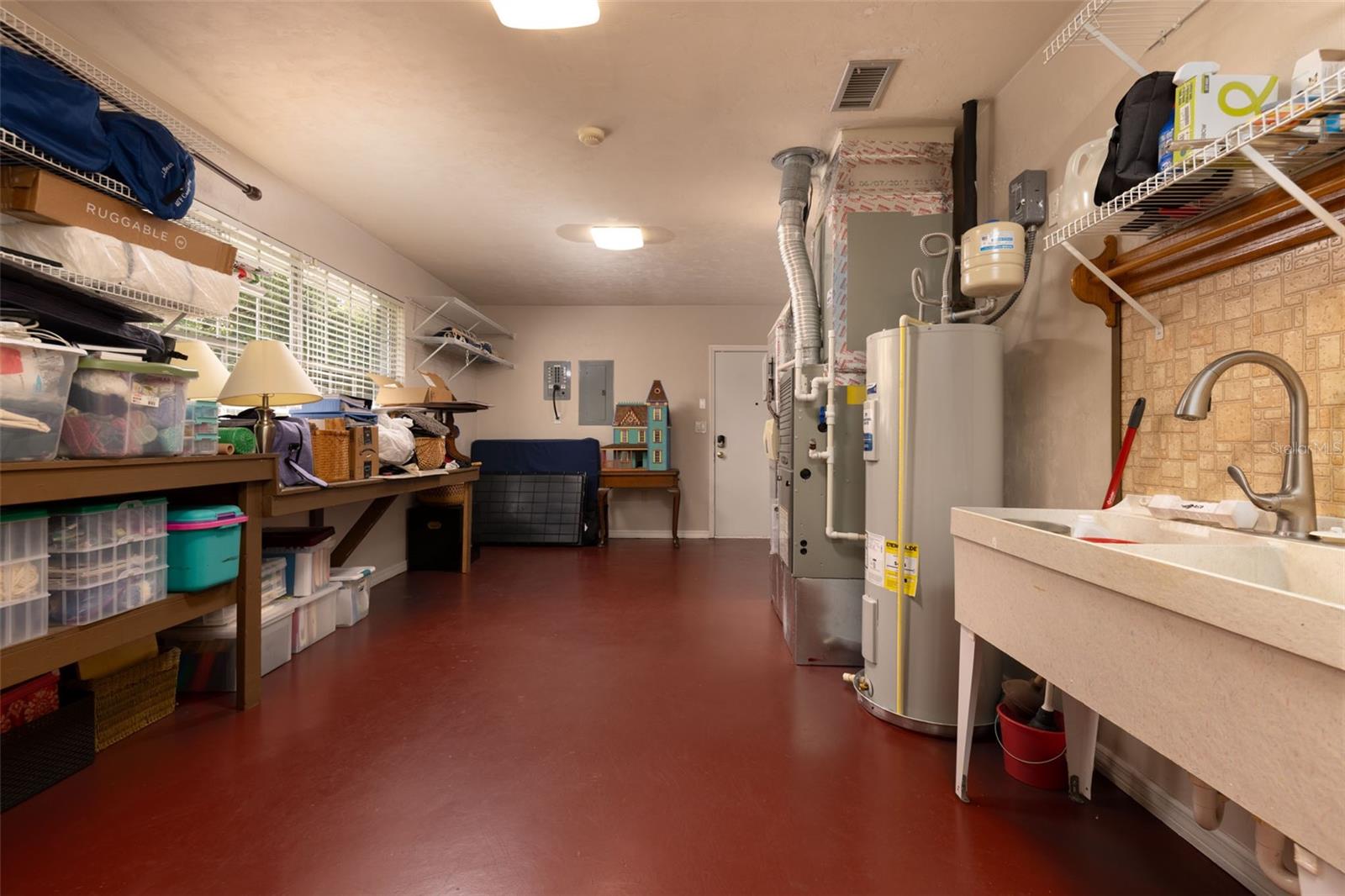 Image 36 of 48 For 3930 32nd Place