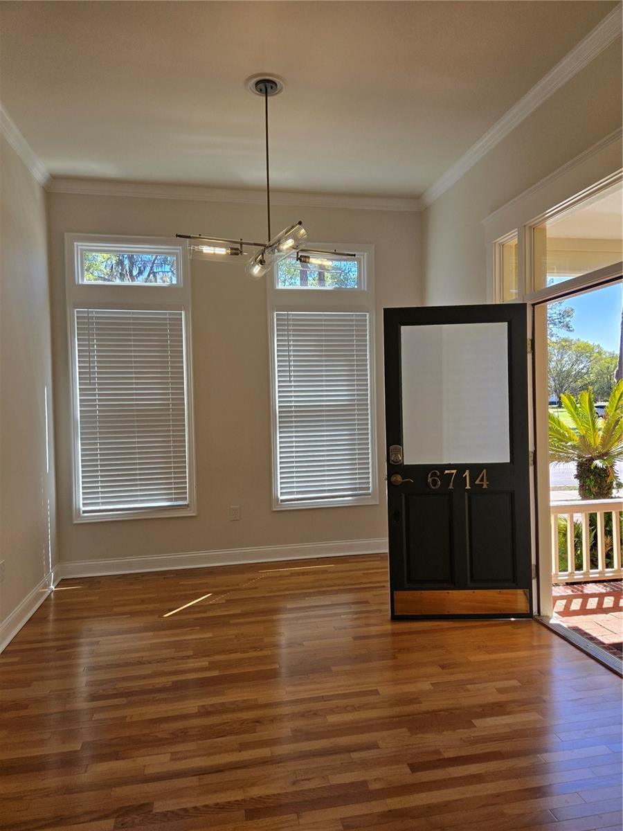 Image 15 of 59 For 6714 40th Terrace